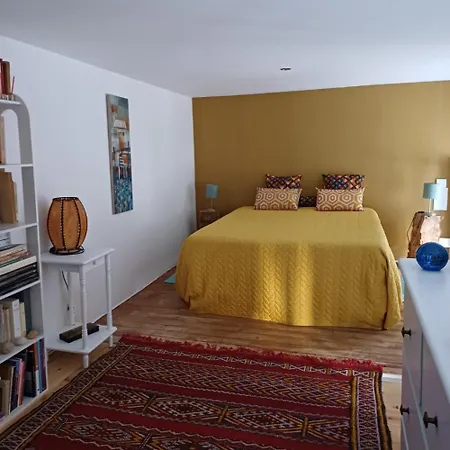 La Perla Μεντόν